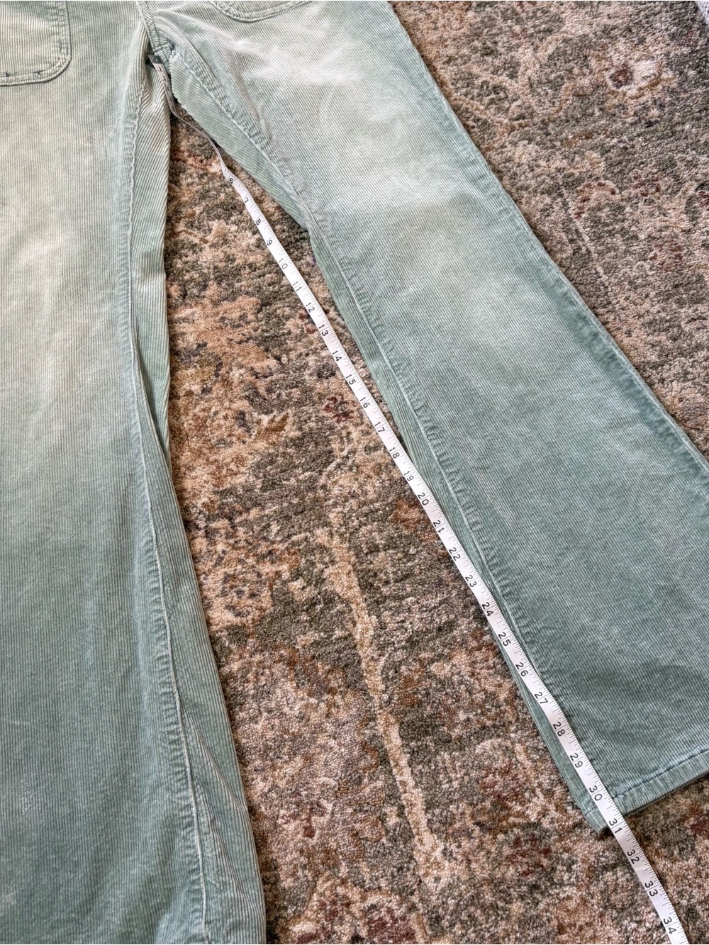Pilcro by Anthropologie The Icon Sage Green Flare Corduroy Pants Size 28 - Picture 8 of 11